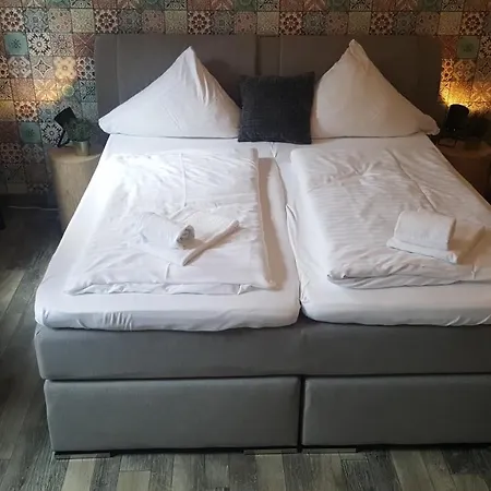 Abshoff 2* 梅舍德