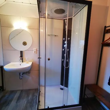 Abshoff 招待所 2*