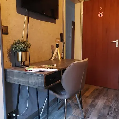 Abshoff 招待所 梅舍德